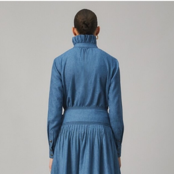Tory Burch Chambray Ruffle Neck Blouse Size 2 Cotton Linen Blue - Picture 2 of 12